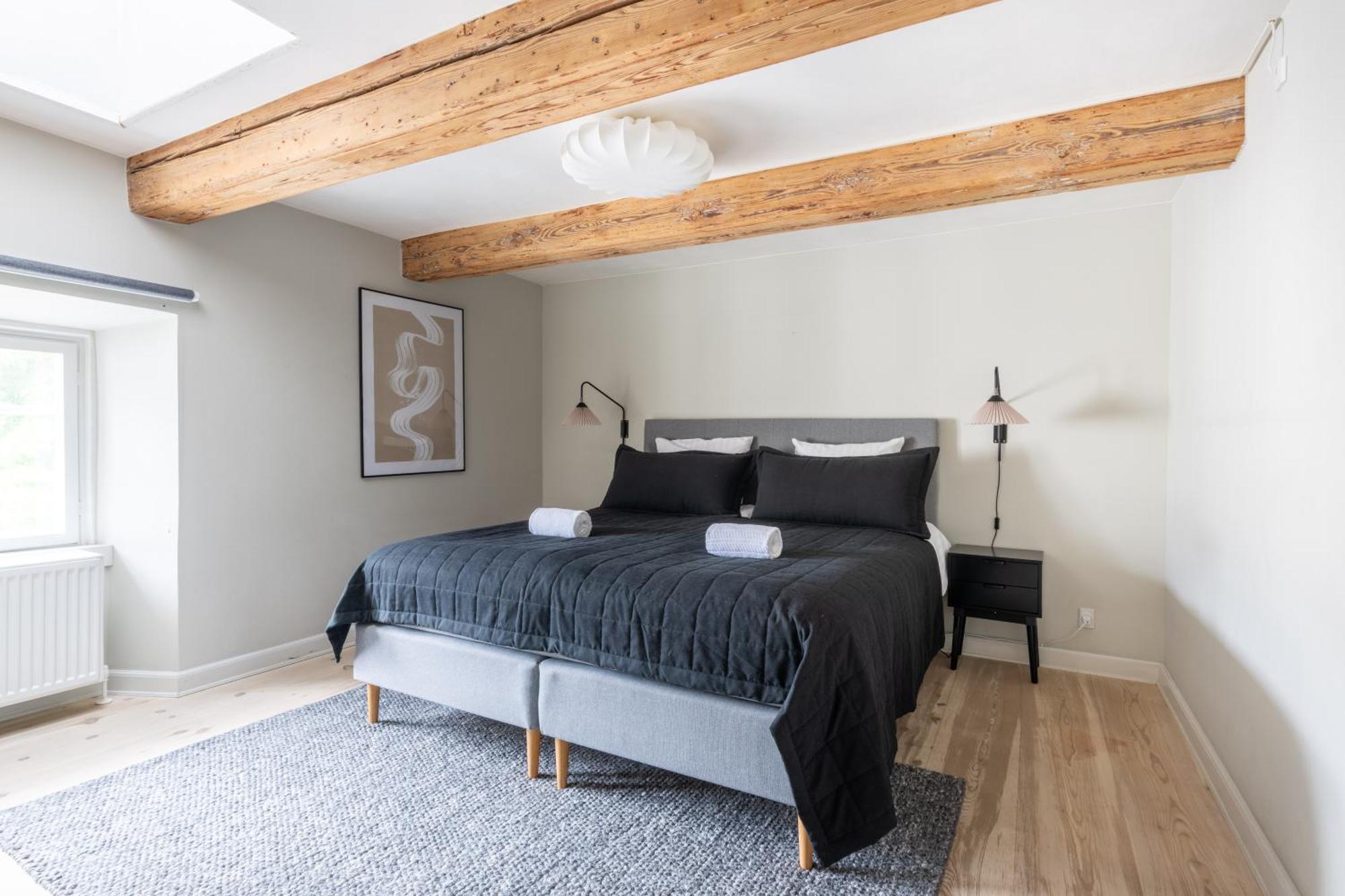 City Apartment With Exposed Ceiling Beams Копенгаген Экстерьер фото